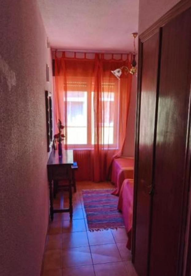 Hostal Casa Chore Hinojosa de Duero 外观 照片