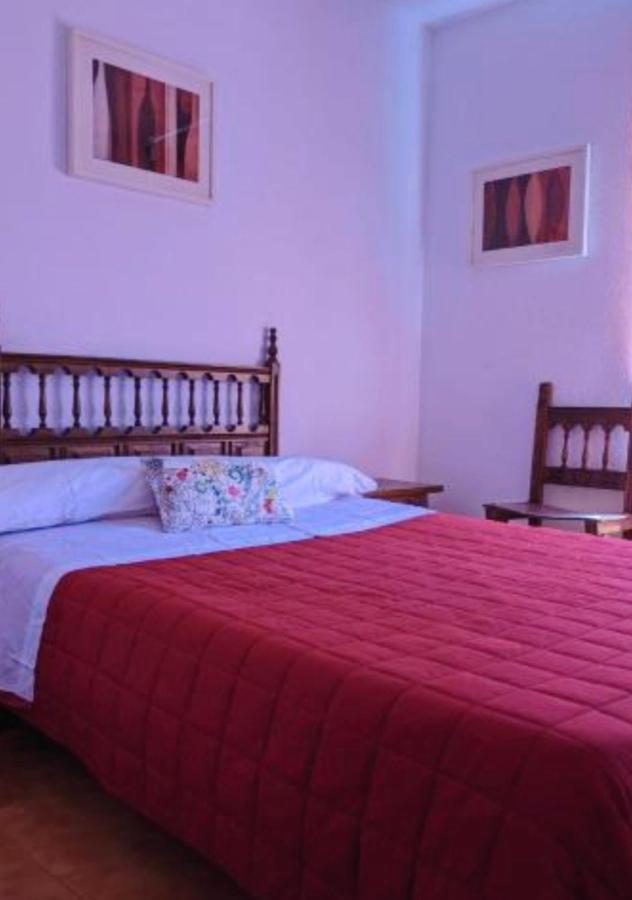 Hostal Casa Chore Hinojosa de Duero 外观 照片
